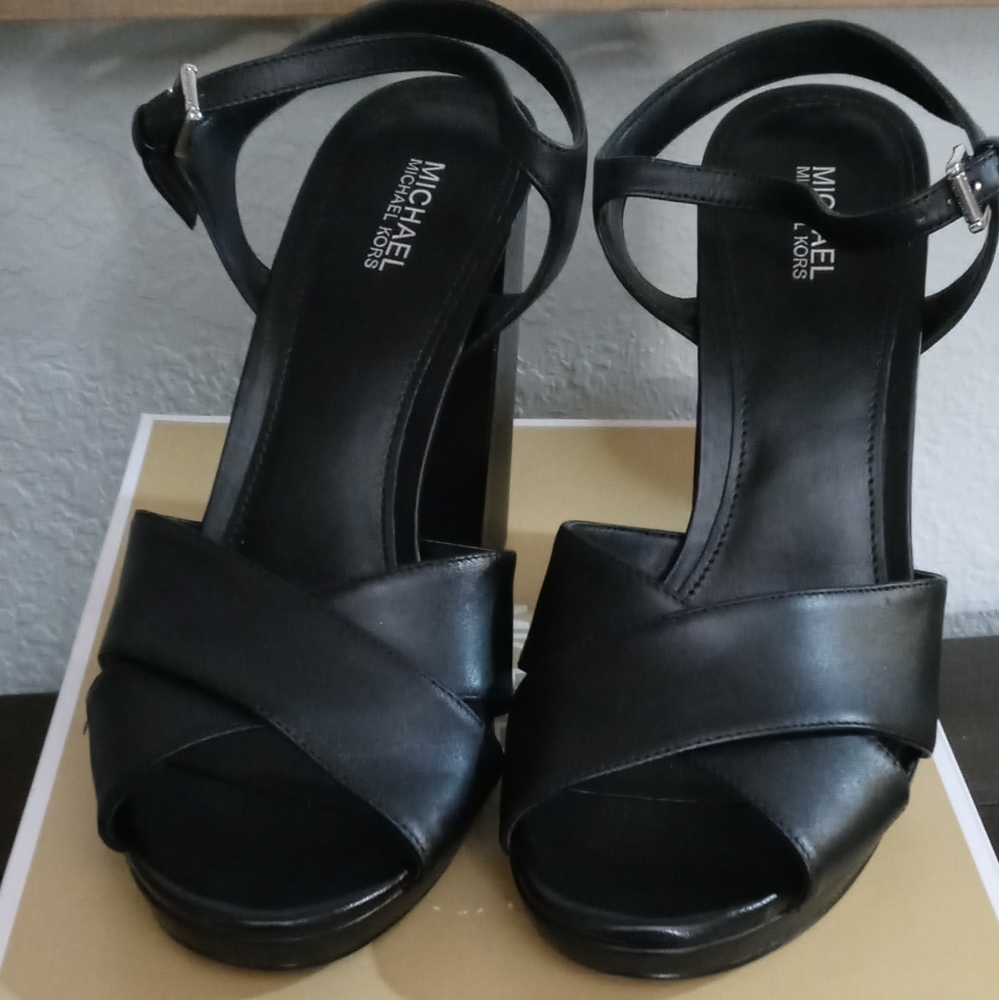 MK heels